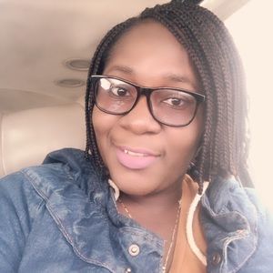 Meet your Posher, Rosalinda